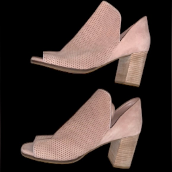 Worn 1X Cole Haan SHILOH peep top stacked heel women’s leather booties size 9.5 - Picture 3 of 17